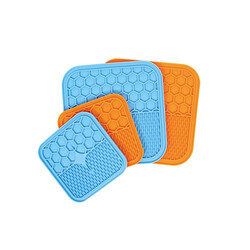 M-Pets Lecca Kedi ve Köpekler İçin Yavaş Beslenme Ödül Matı Small Mavi 15x15 Cm - Thumbnail