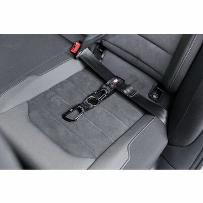 Trixie Köpek Emniyet Kemeri Bağlantı Kayışı Karabinalı Siyah 38 mm 30 Cm 